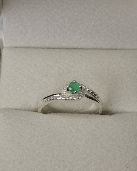 Anillo solitario plata 925 con esmeralda natural