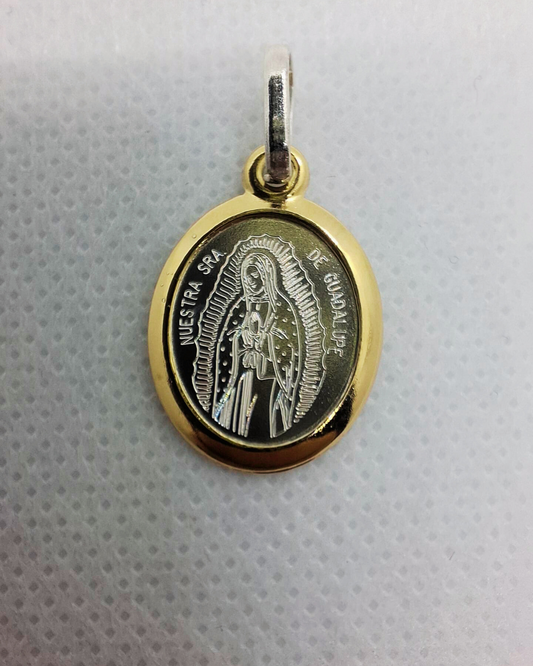 Dije ovalado en plata oro virgen de Guadalupe